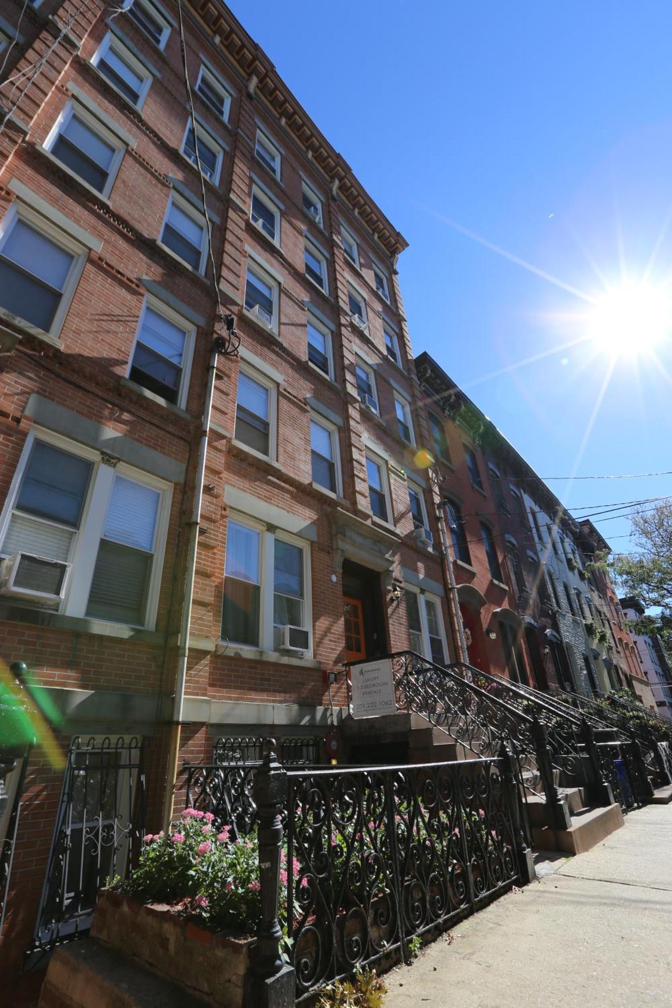 Апартаменти Minutes To Nyc Sleeps 5 Гобокен Екстер'єр фото