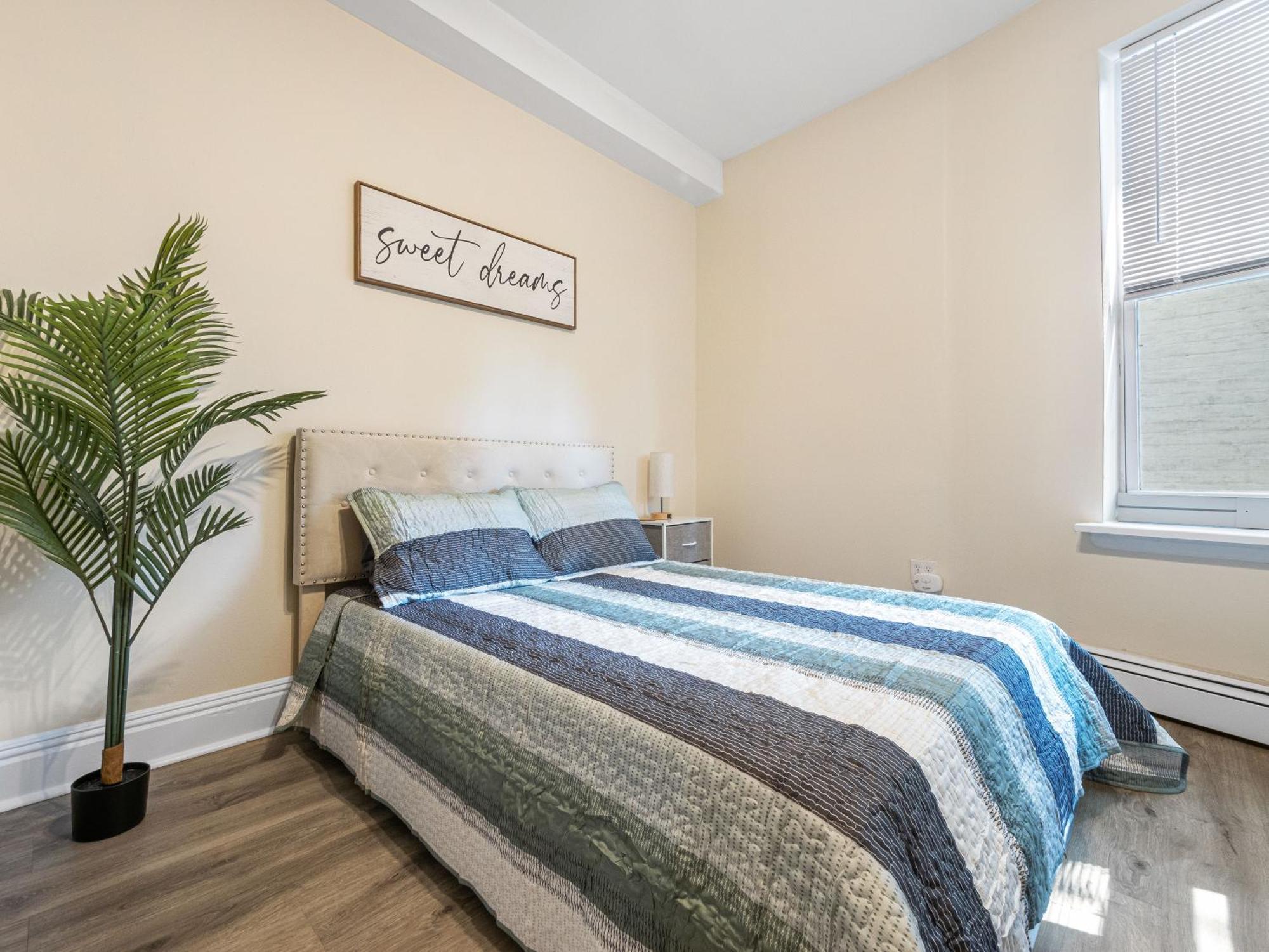 Апартаменти Minutes To Nyc Sleeps 5 Гобокен Екстер'єр фото